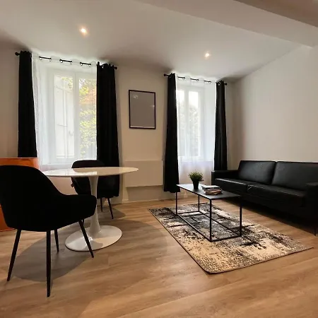 Elegant Pierre Fabre-t1-wifi-velo Appartement *